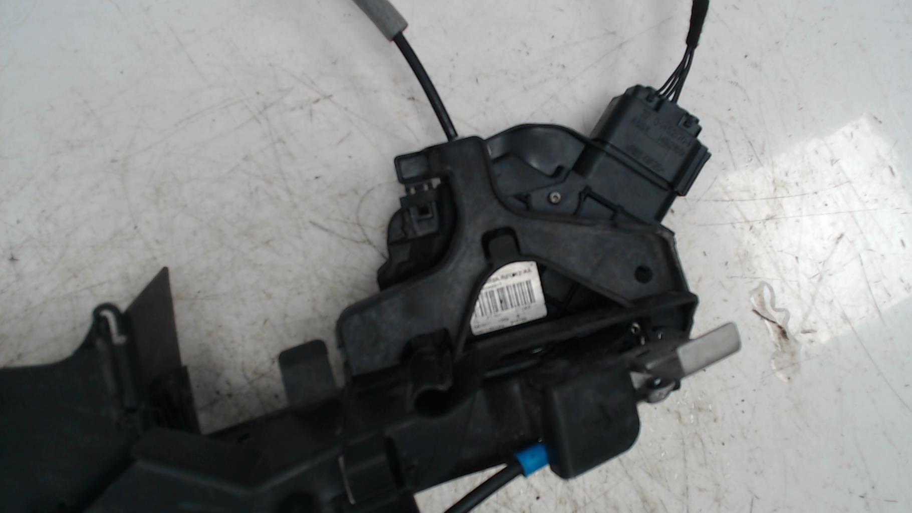 Serrure avant droit FORD MONDEO 3 PHASE 2 Diesel - 1