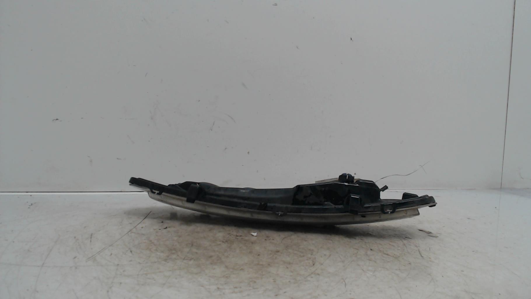 Feu diurne avant droit FORD MONDEO 3 PHASE 2 Diesel - 1