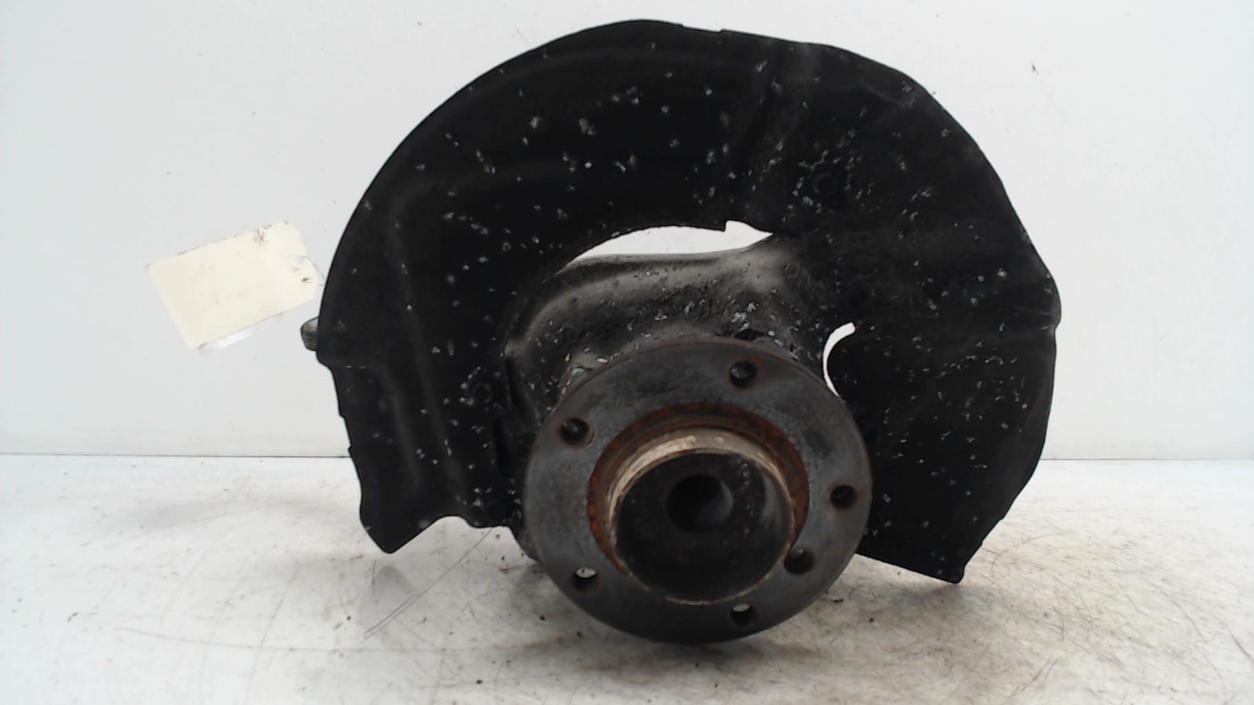 Fusee avant droit BMW SERIE 5 E60 PHASE 1  - 1