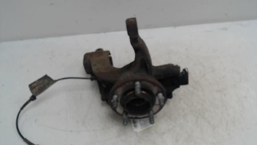 Fusee avant gauche - FORD...