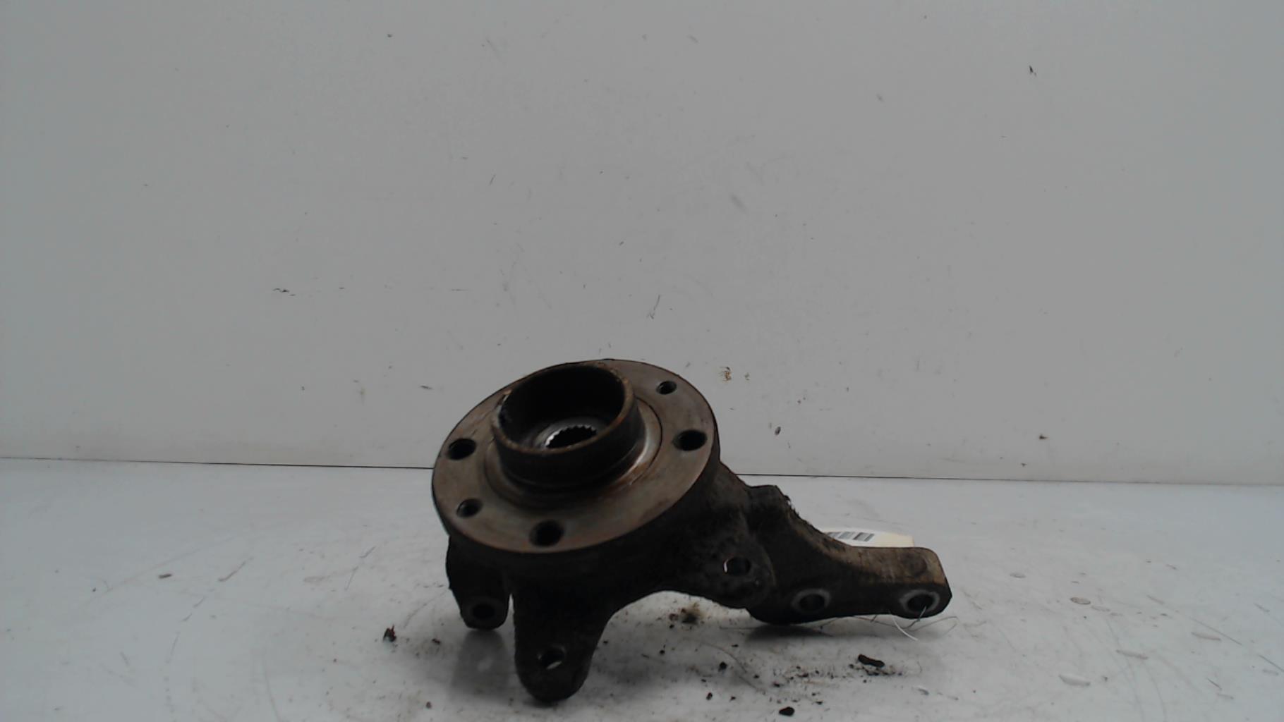 Fusee avant droit RENAULT SUPER 5  - 1