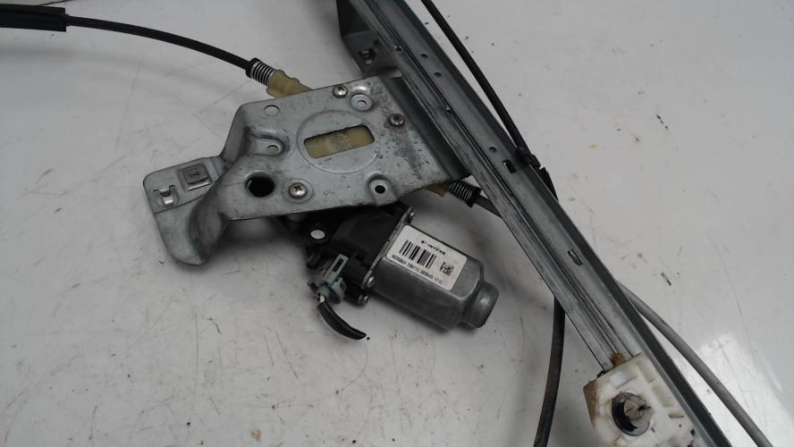 Leve vitre electrique avant...
