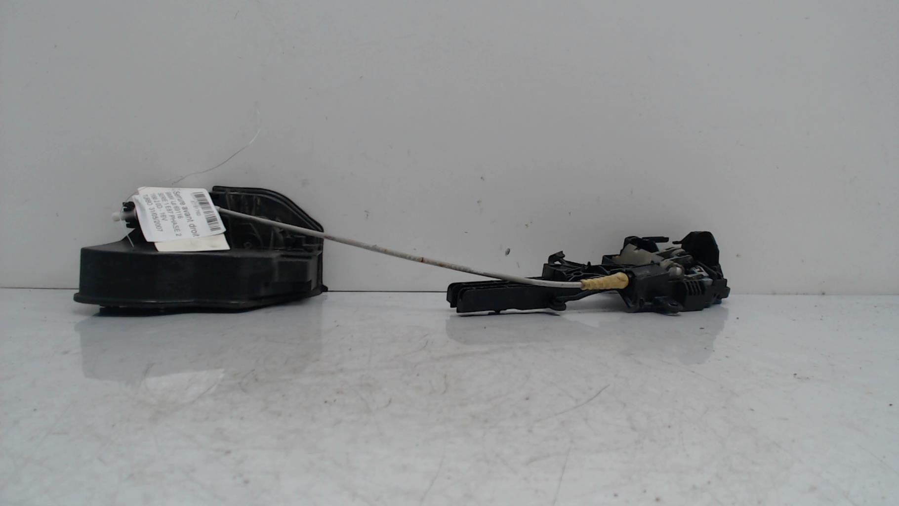 Serrure avant droit BMW SERIE 1 E87 PHASE 2  - 1