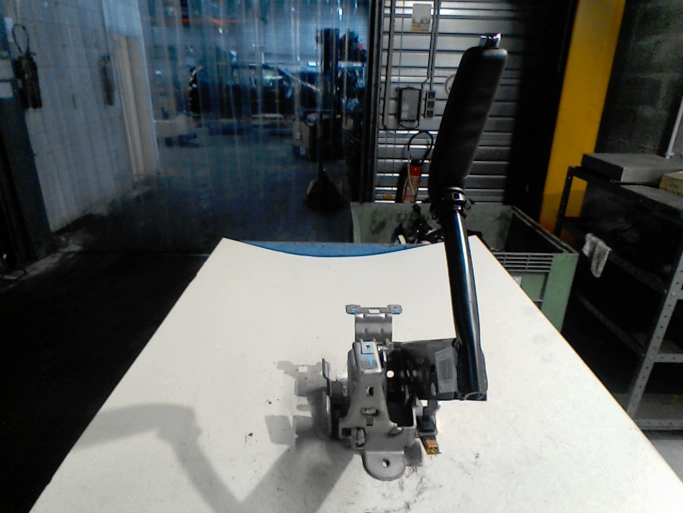 Levier frein à main CITROEN C4 2 PHASE 1 Diesel - 1