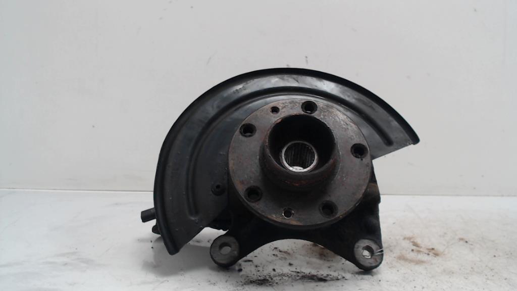 Fusee avant gauche DACIA DUSTER 1 PHASE 1 Diesel - 1