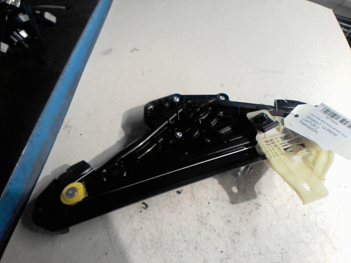 Leve vitre electrique arriere droit RENAULT CAPTUR 2 Essence/GPL - 1