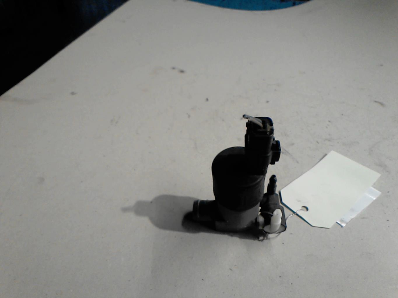 Pompe lave glace avant DACIA DUSTER 1 PHASE 2  - 1