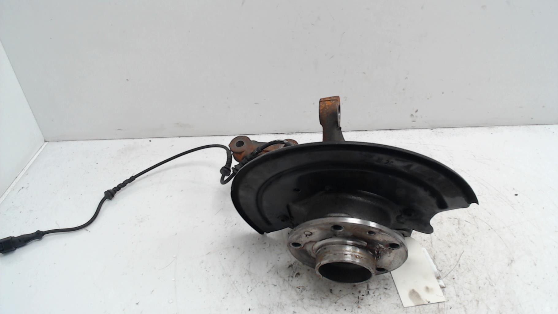 Fusee avant gauche DACIA DUSTER 2 PHASE 1 Diesel - 1