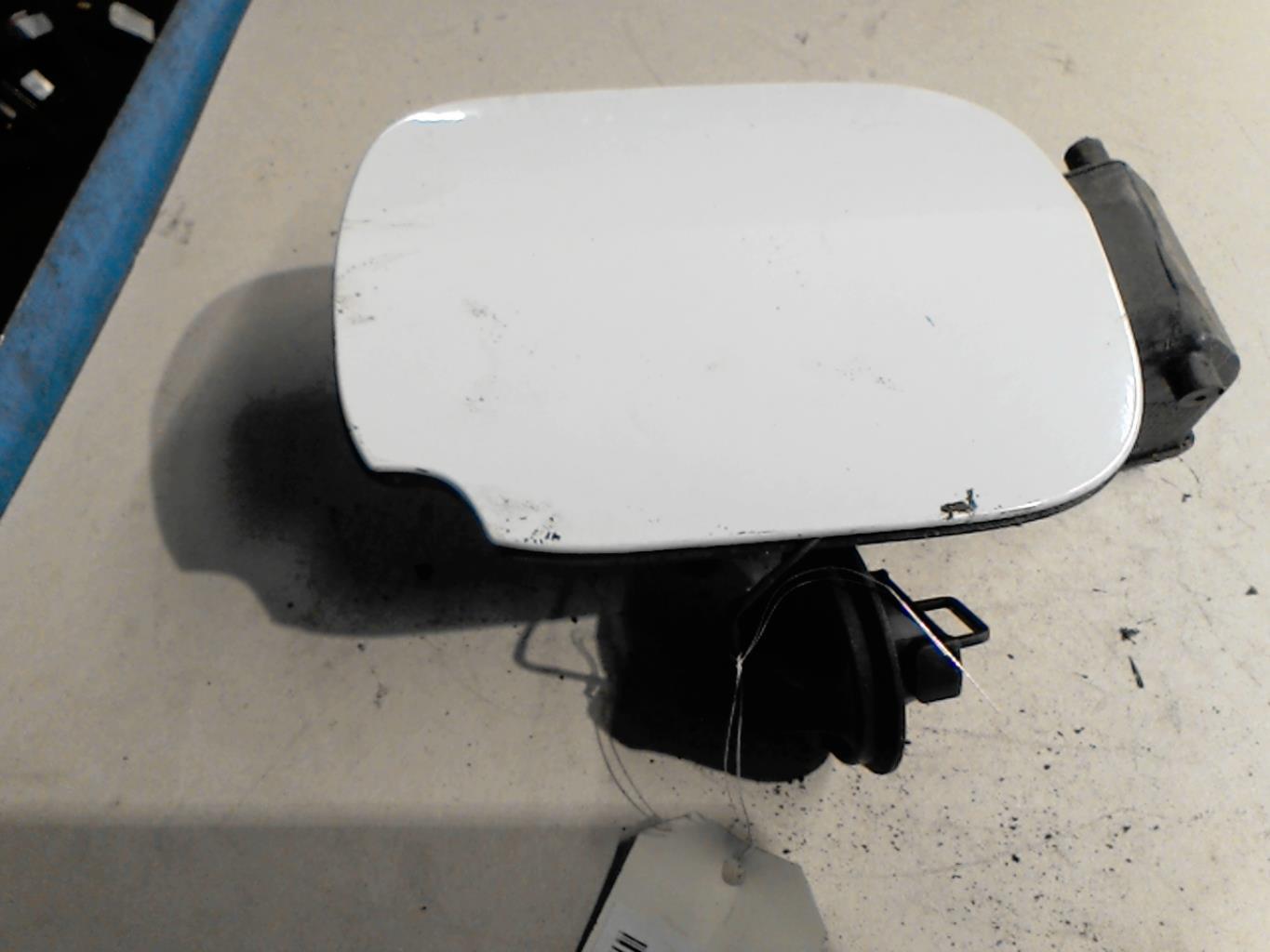 Trappe d'essence RENAULT CLIO 3 PHASE 2  - 1