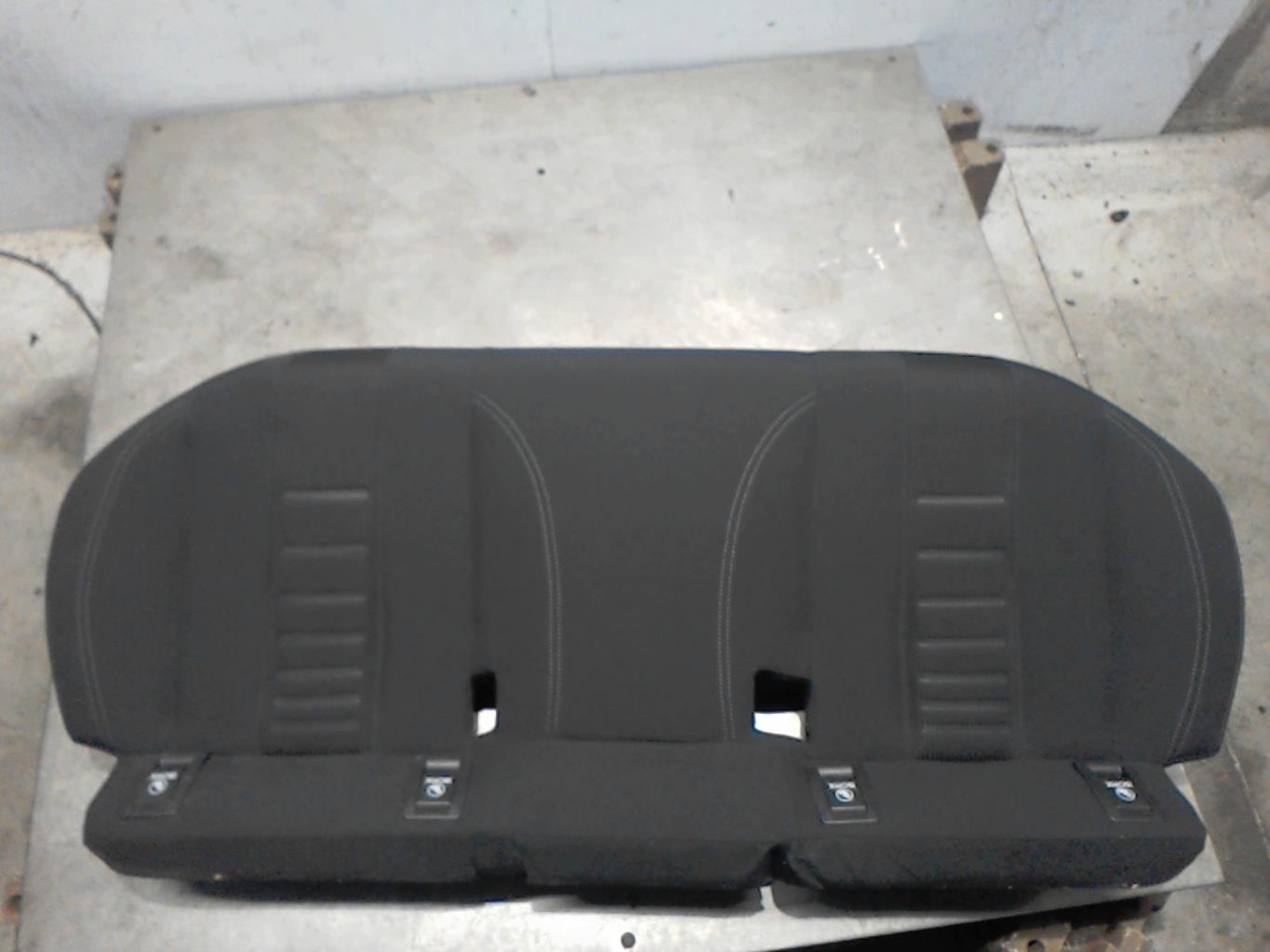 Banquette arriere PEUGEOT 308 2 PHASE 1 Essence - 1