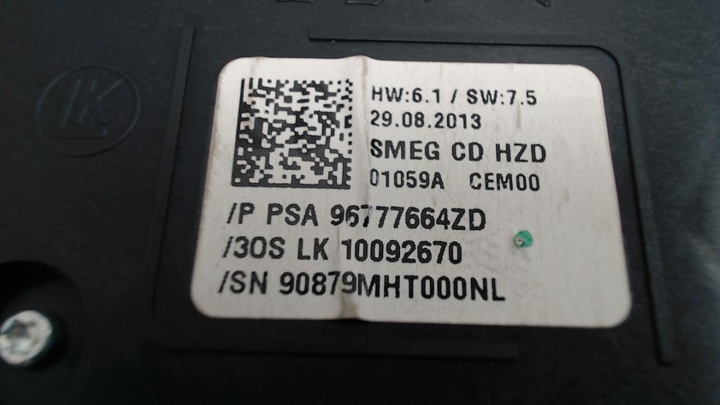 Bouton de warning PEUGEOT 308 2 PHASE 1 Essence - 1