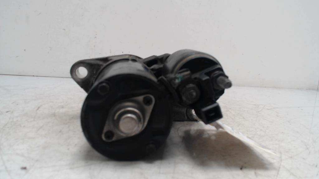 Demarreur VOLKSWAGEN POLO 4 PHASE 1 Essence - 1