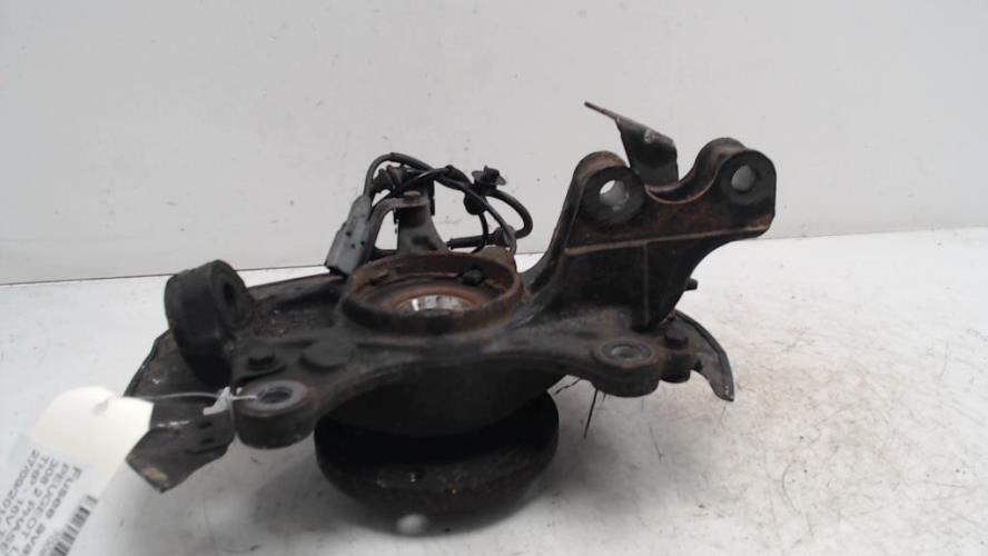 Fusee avant gauche -...