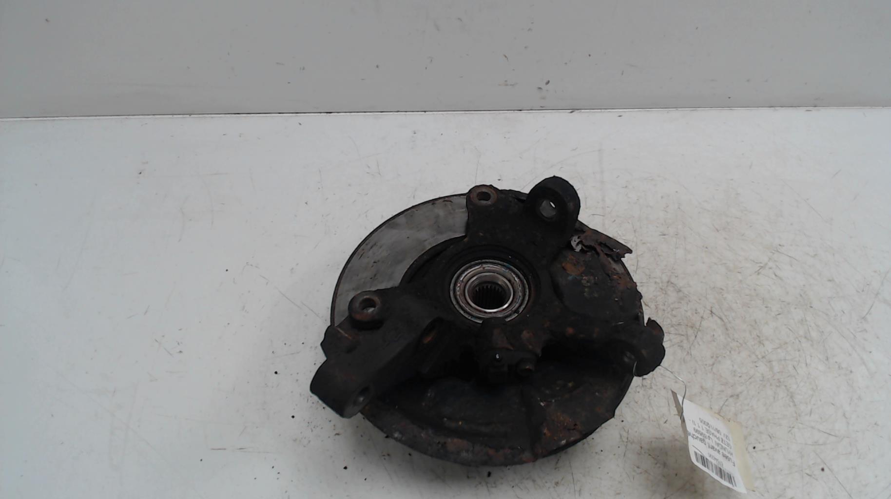 Fusee avant gauche HYUNDAI GETZ PHASE 1 Essence - 1