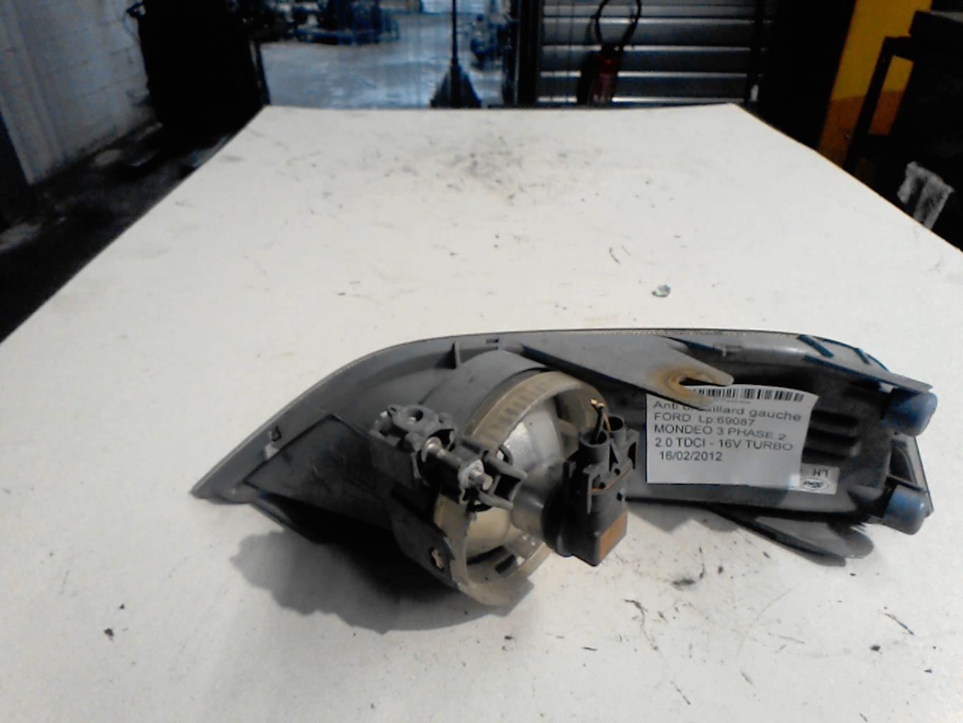 Anti brouillard gauche (feux) FORD MONDEO 3 PHASE 2 Diesel - 1