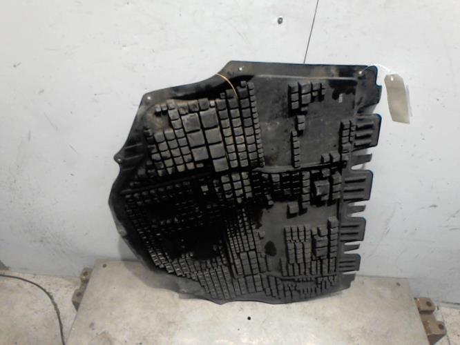 Cache sous moteur - SEAT...