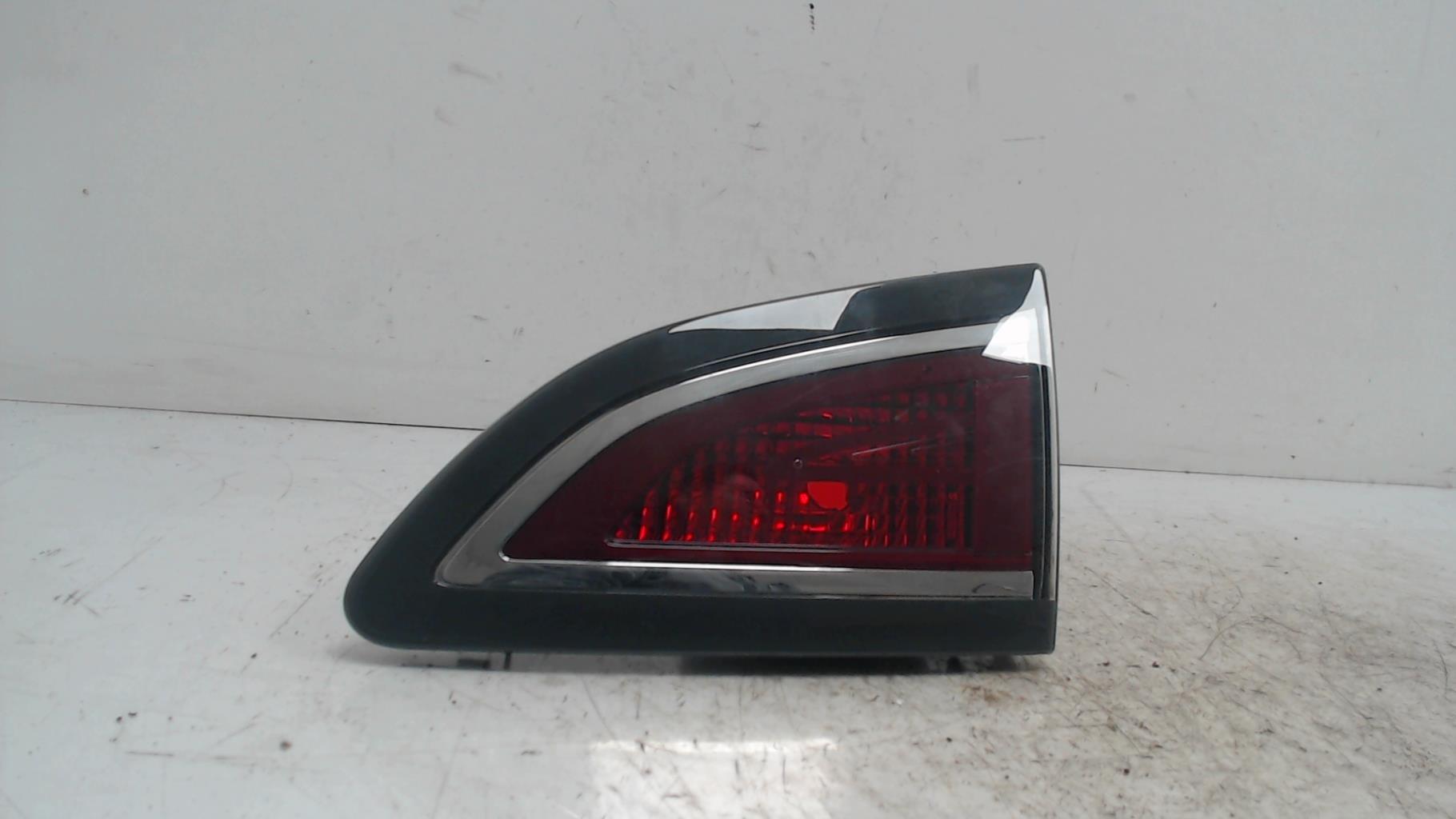 Feu arriere secondaire droit (feux) RENAULT SCENIC 3 PHASE 3  - 1