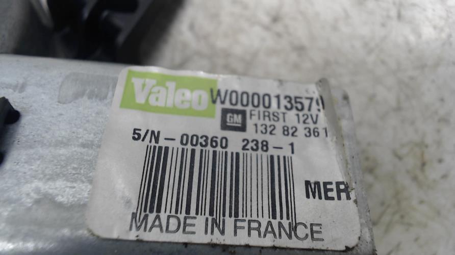 Moteur essuie glace arriere...