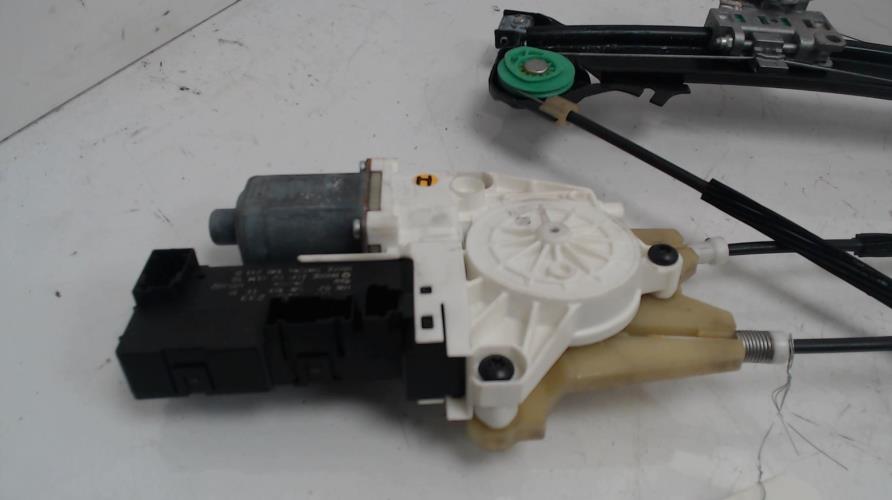 Leve vitre electrique avant...