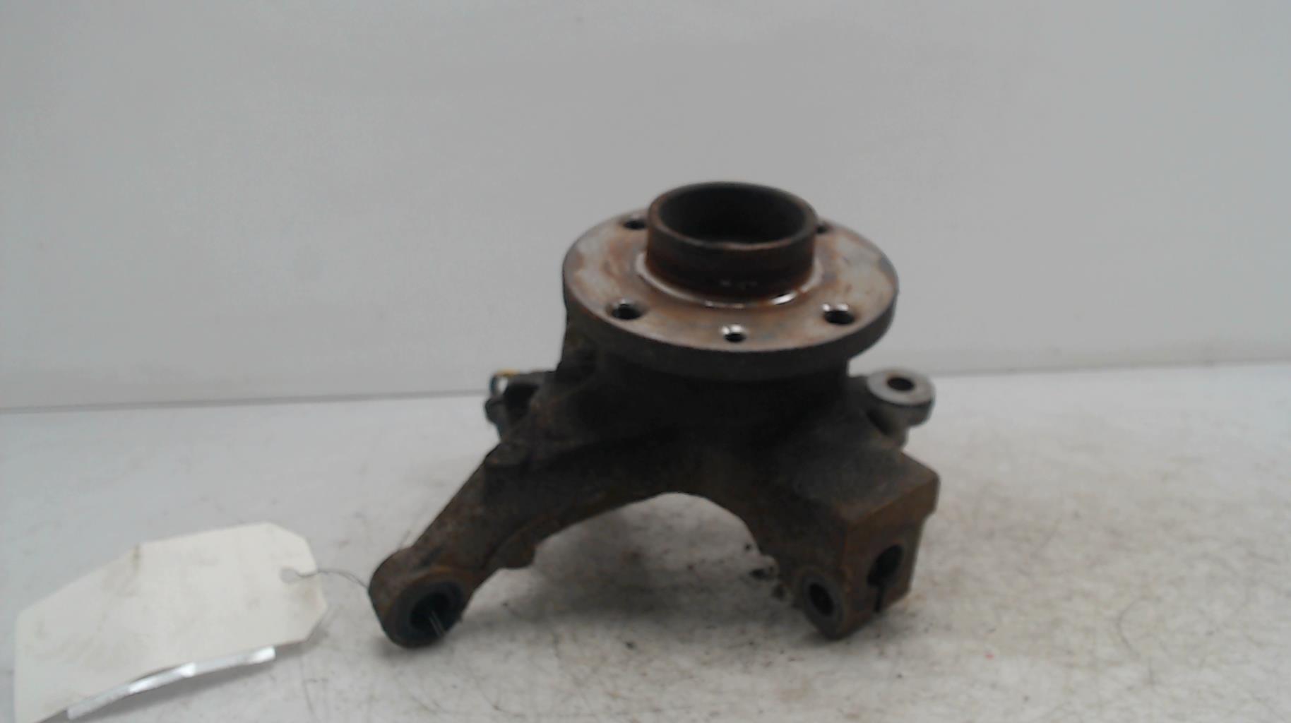 Fusee avant droit DACIA SANDERO 2 PHASE 2  - 1