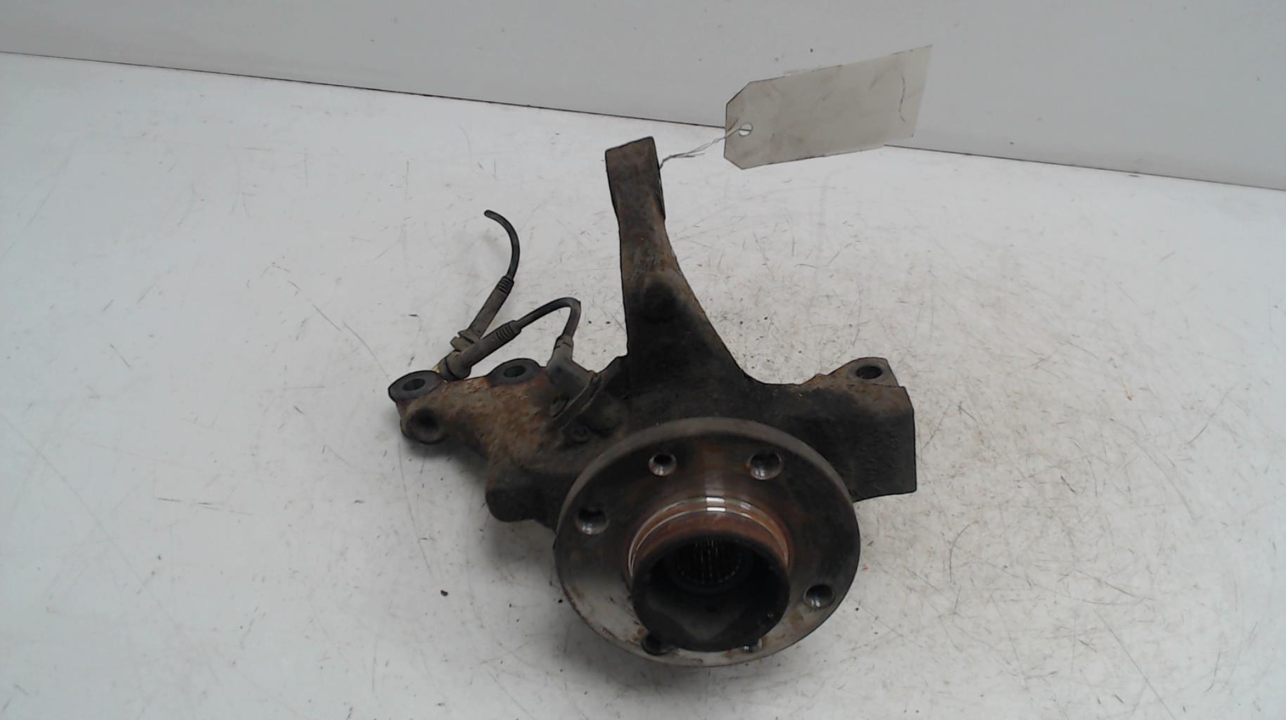Fusee avant gauche DACIA SANDERO 2 PHASE 2  - 1