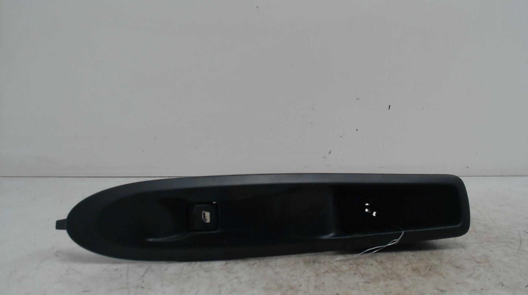 Interrupteur de leve vitre avant droit CITROEN C4 2 PHASE 1 Diesel - 1