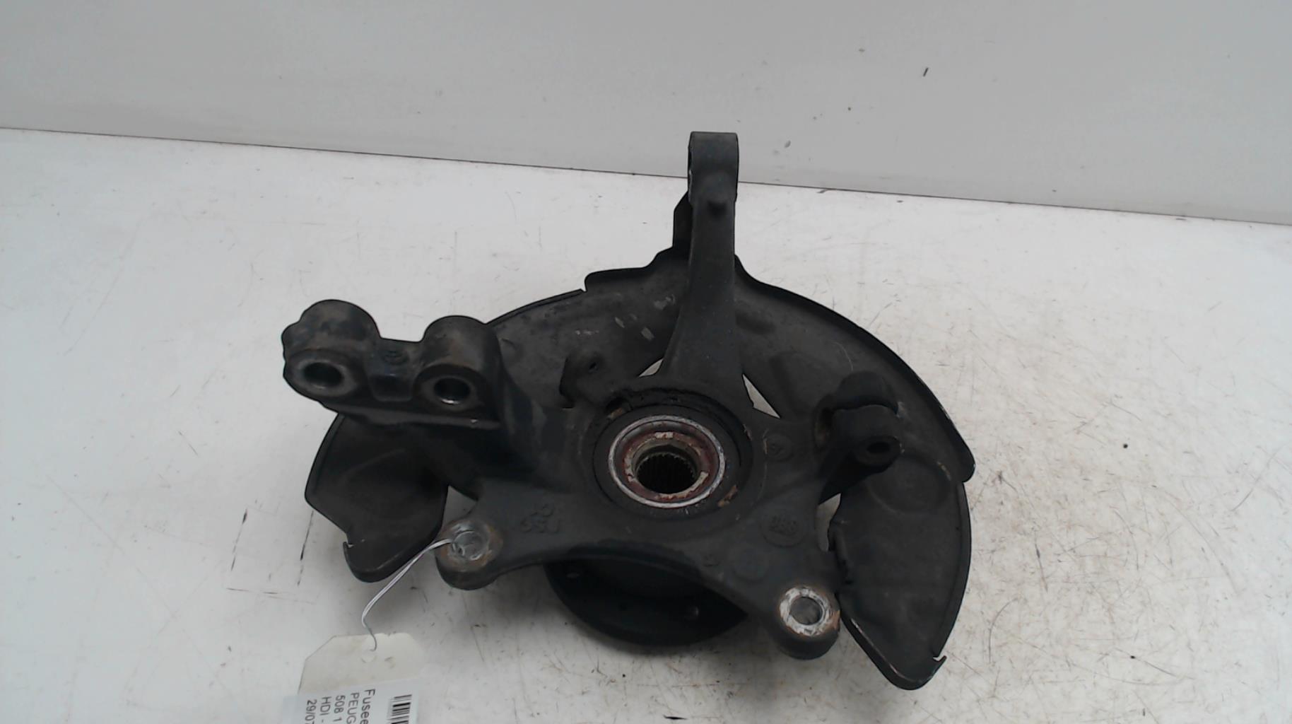 Fusee avant gauche PEUGEOT 508 1 PHASE 1 Diesel - 1