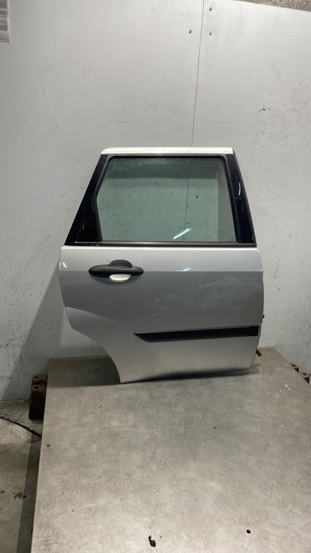 Porte arriere droit FORD FOCUS 1 BREAK Diesel - 1