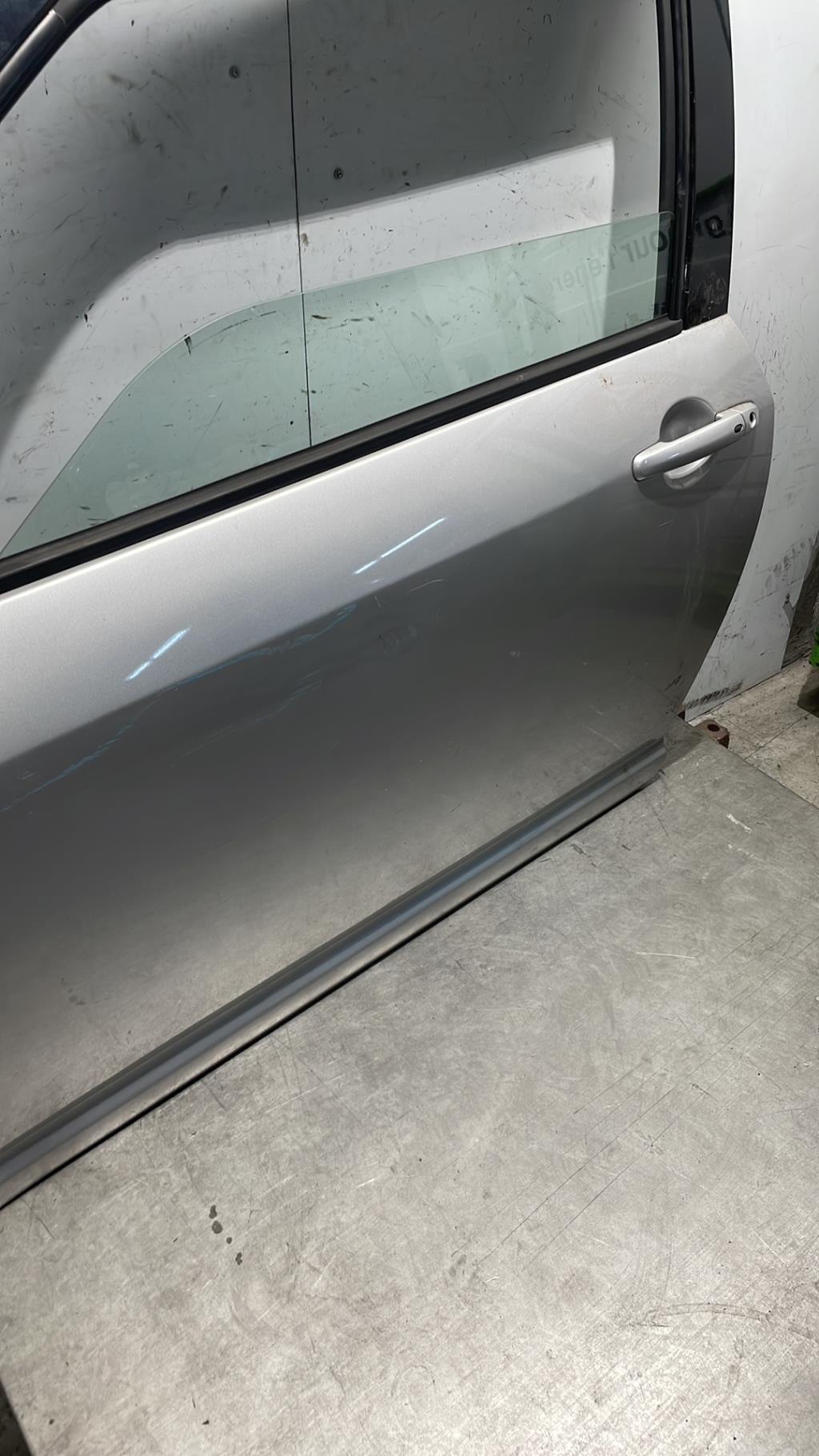 Porte avant gauche SUZUKI SWIFT 3 Diesel - 1