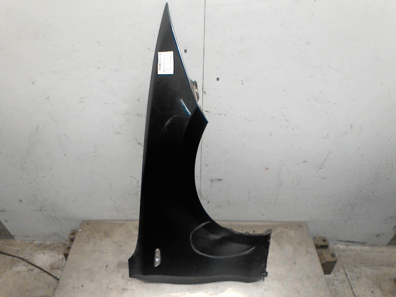 Aile avant droit BMW SERIE 1 E87 PHASE 1 Diesel - 1