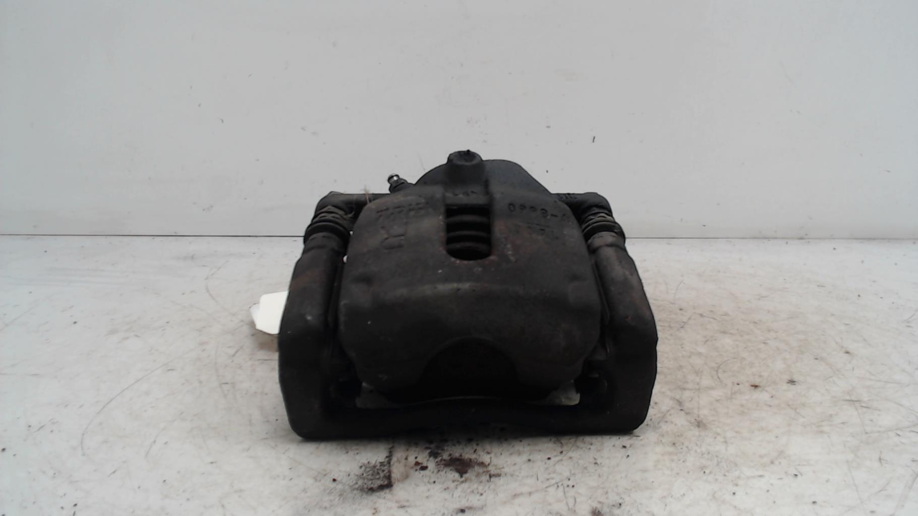 Etrier avant droit (freinage) SUZUKI SWIFT 3 Essence - 1