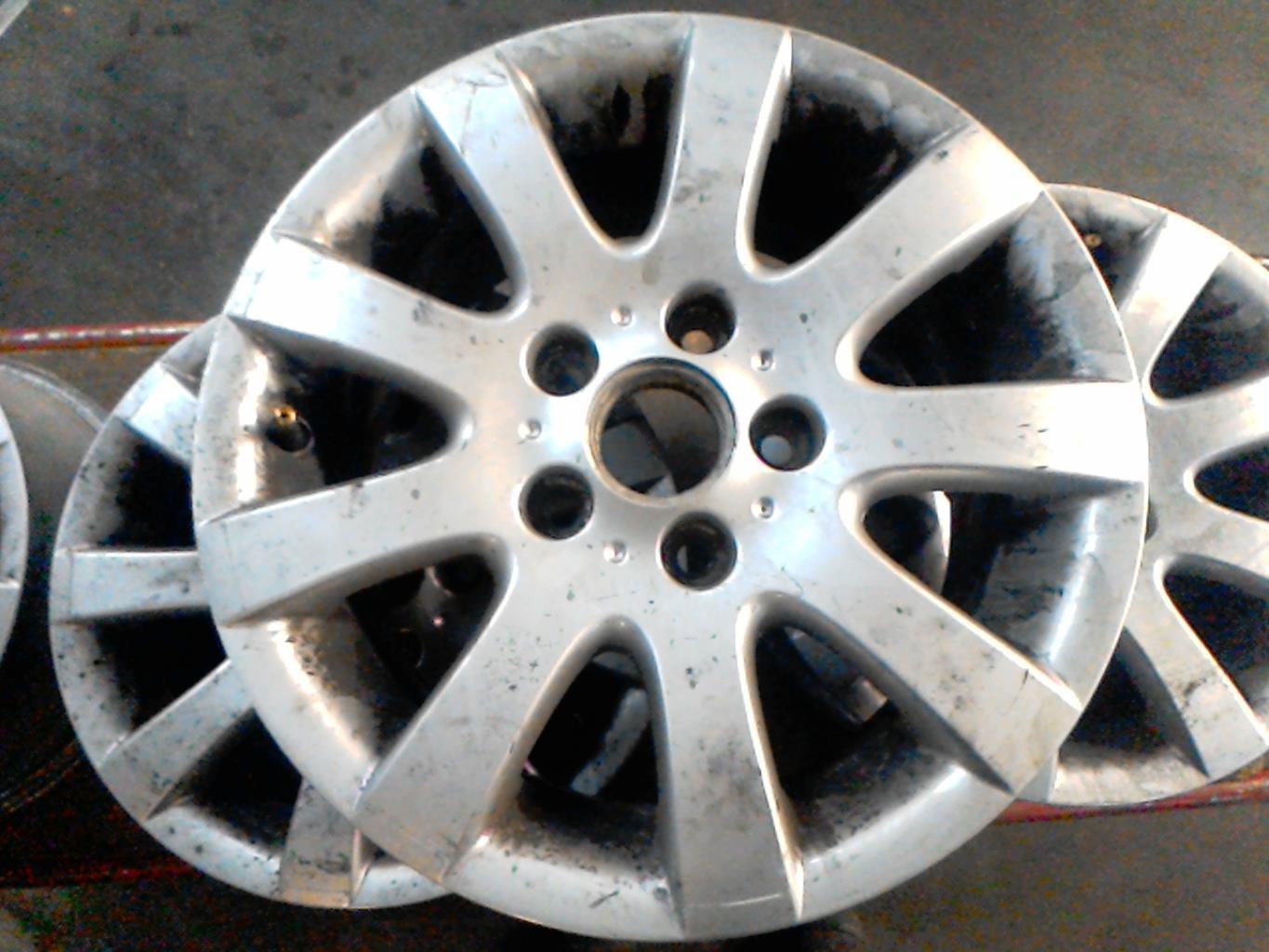 Jante VOLKSWAGEN GOLF 5  - 1