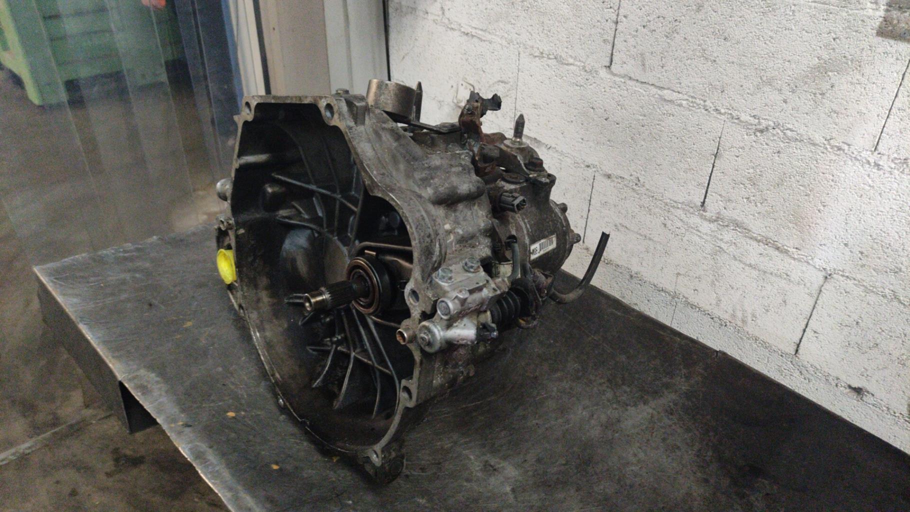 Boite de vitesses HONDA CIVIC 8 PHASE 1  - 1