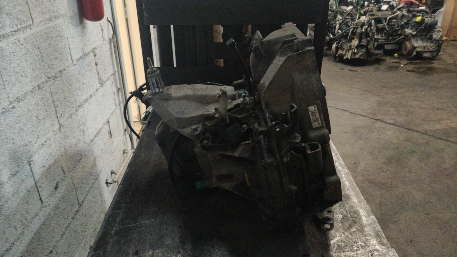 Boite de vitesses NISSAN MICRA 4 PHASE 1  - 1