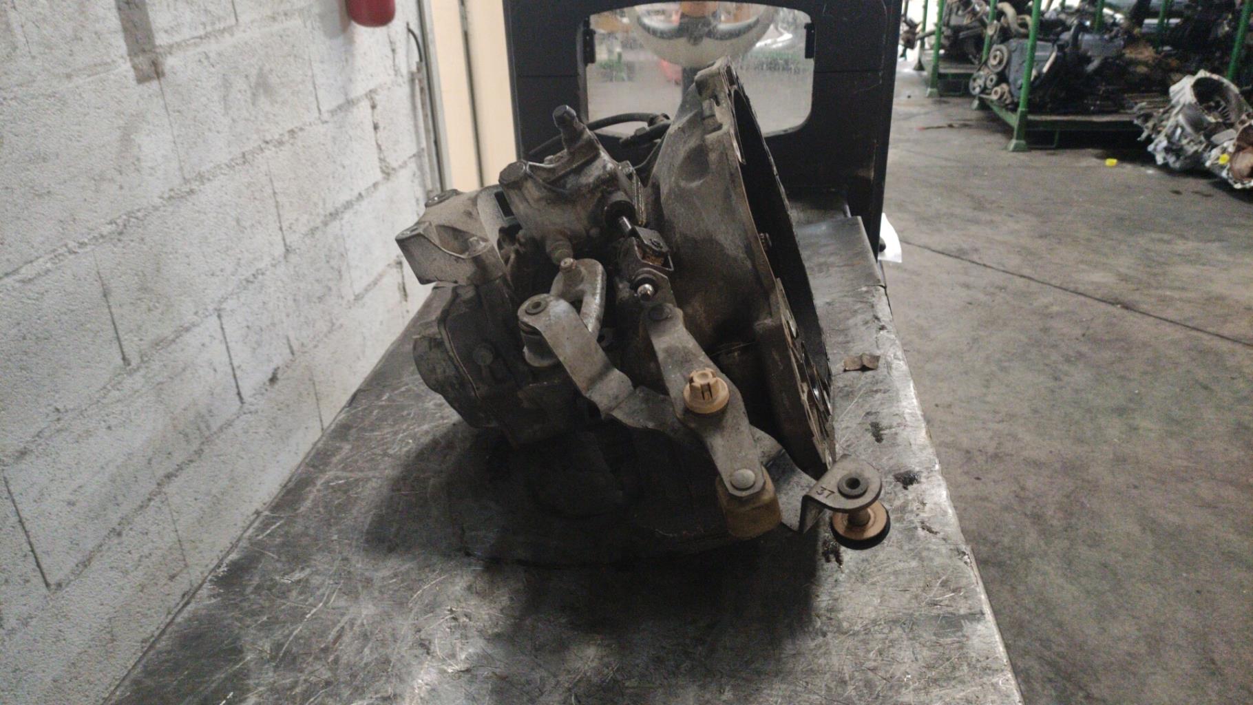 Boite de vitesses OPEL CORSA D PHASE 1 Essence - 1