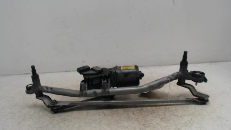 Moteur essuie glace avant -...