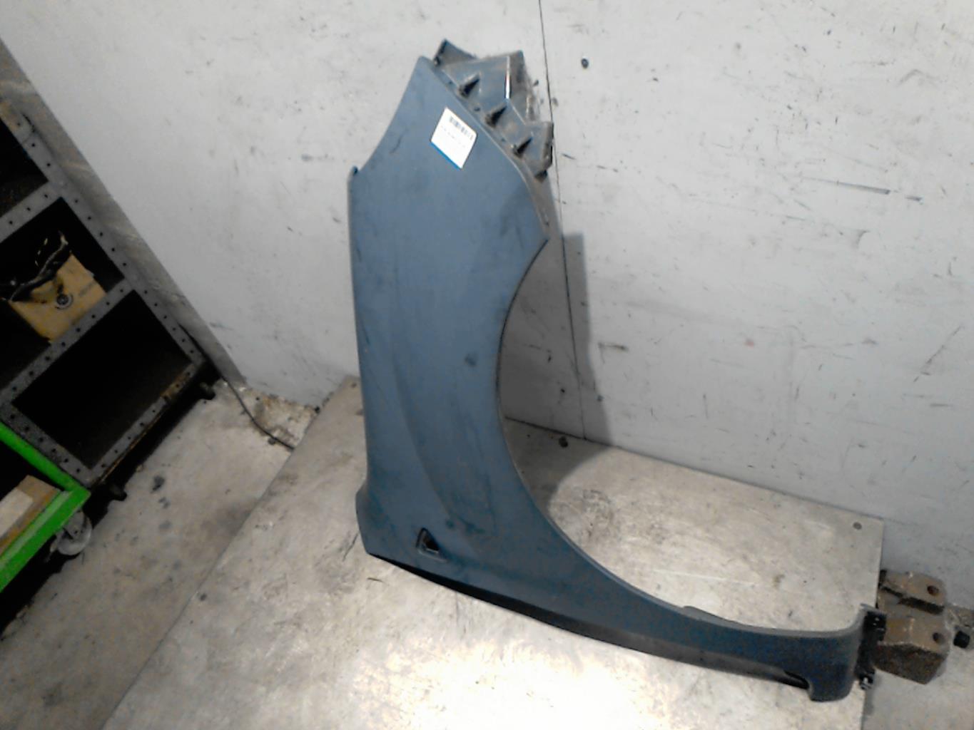 Aile avant droit RENAULT KANGOO 2 PHASE 1  - 1