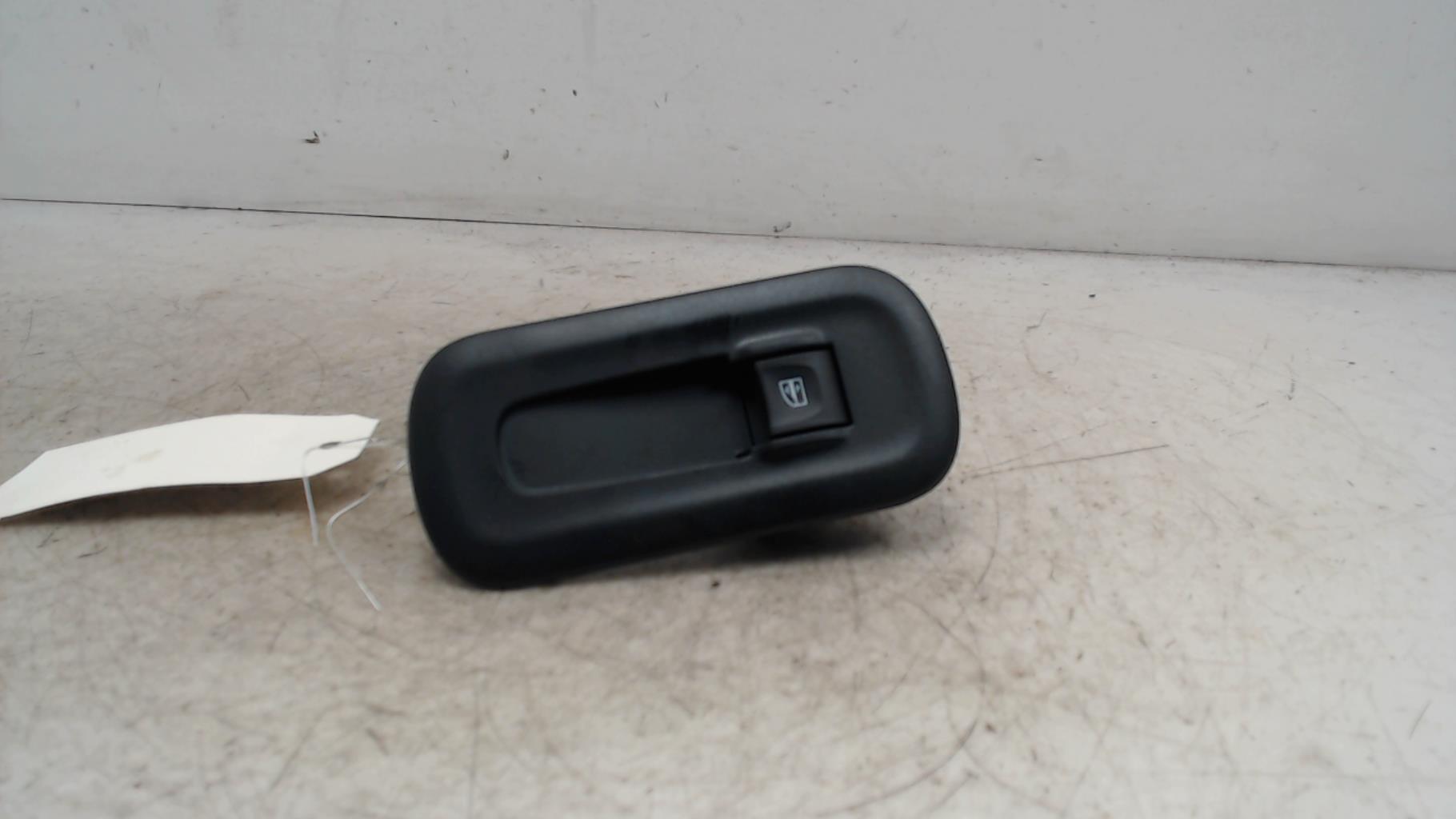 Interrupteur de leve vitre avant droit RENAULT MASTER 3 PHASE 2  - 1
