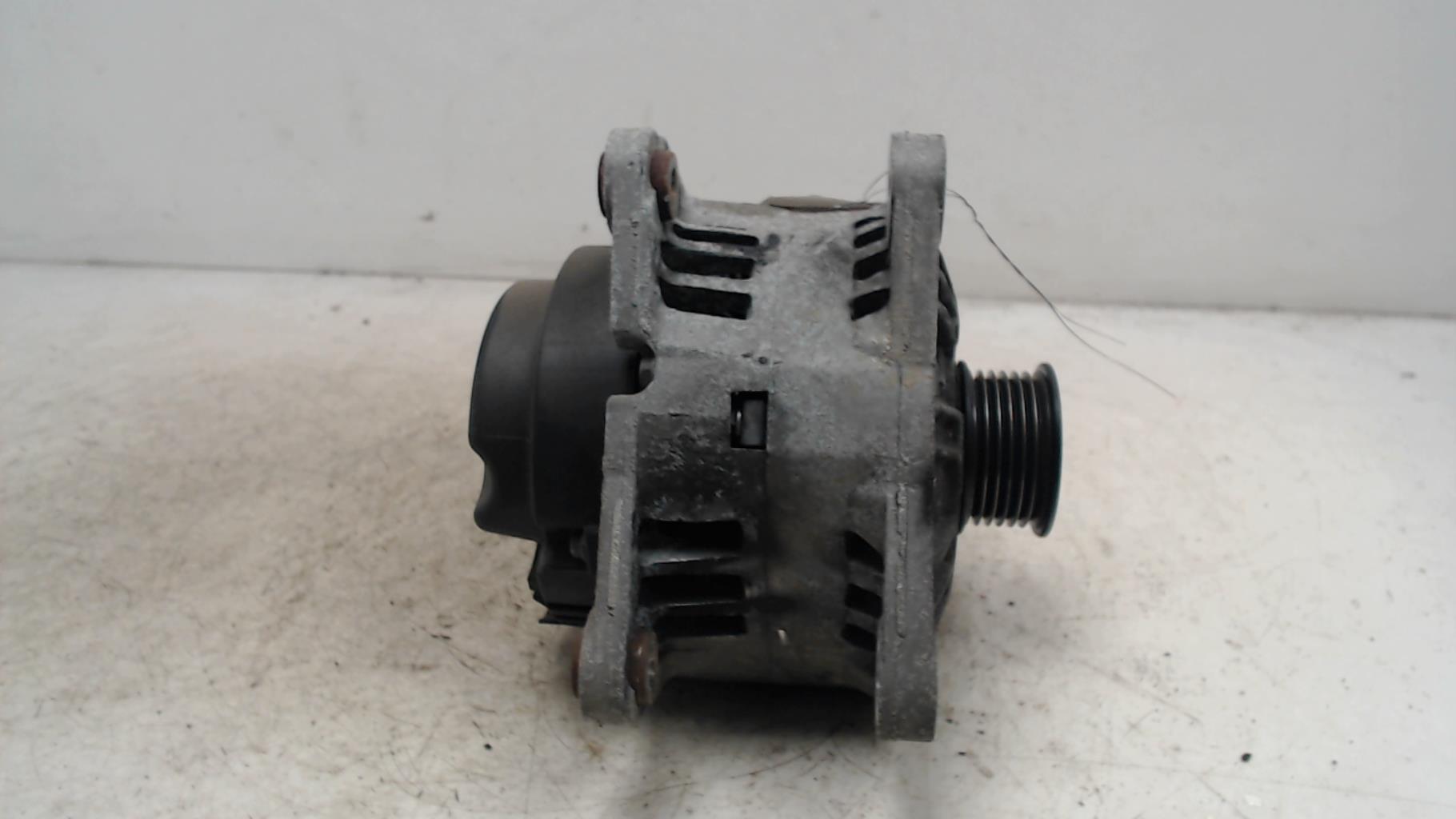 Alternateur SKODA FABIA 2 PHASE 1 Essence - 1