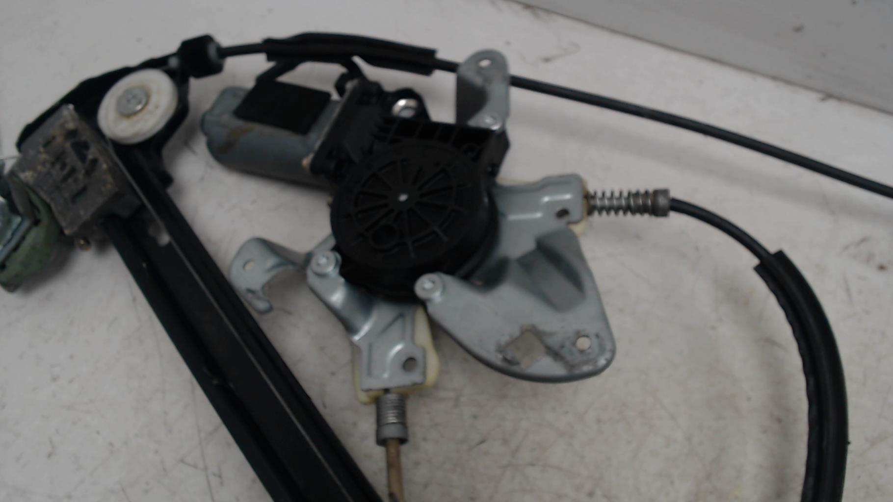Leve vitre electrique avant gauche CHRYSLER CROSSFIRE COUPE Essence - 1