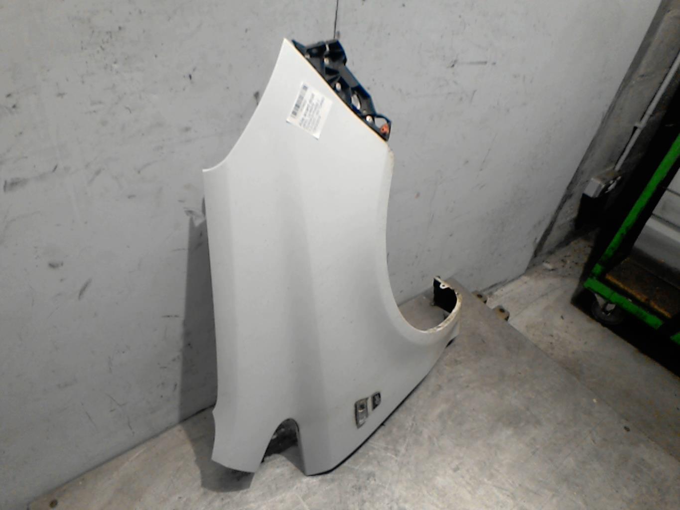 Aile avant droit OPEL CORSA D PHASE 1  - 1