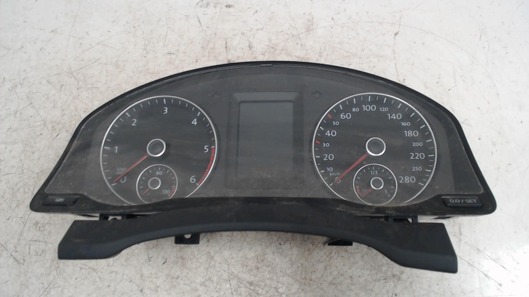 Compteur VOLKSWAGEN SCIROCCO 3 PHASE 1 COUPE Diesel - 1