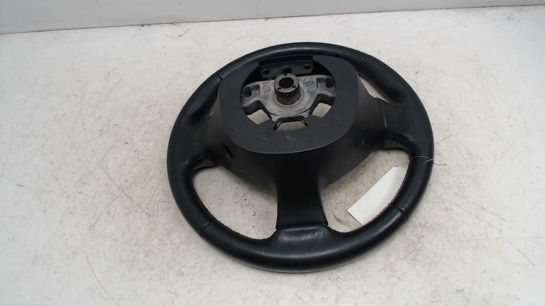 Volant NISSAN JUKE 1 PHASE 1  - 1