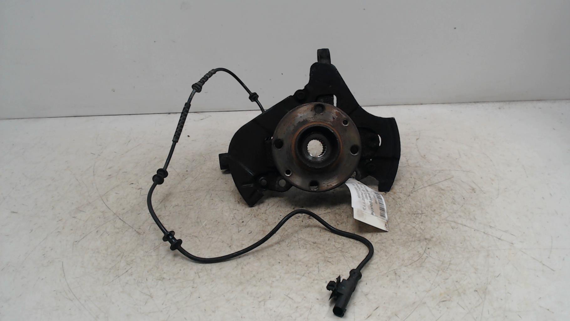 Fusee avant gauche FIAT PANDA 2 PHASE 1 Essence - 1