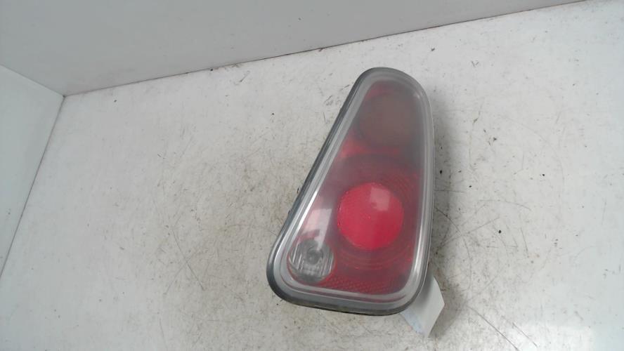 Feu arriere principal droit...