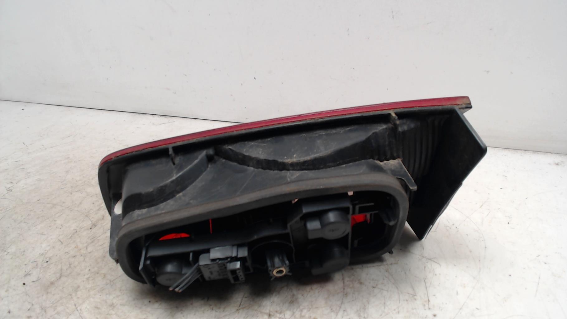 Feu arriere secondaire gauche (feux) RENAULT LAGUNA 2 PHASE 1 Diesel - 1