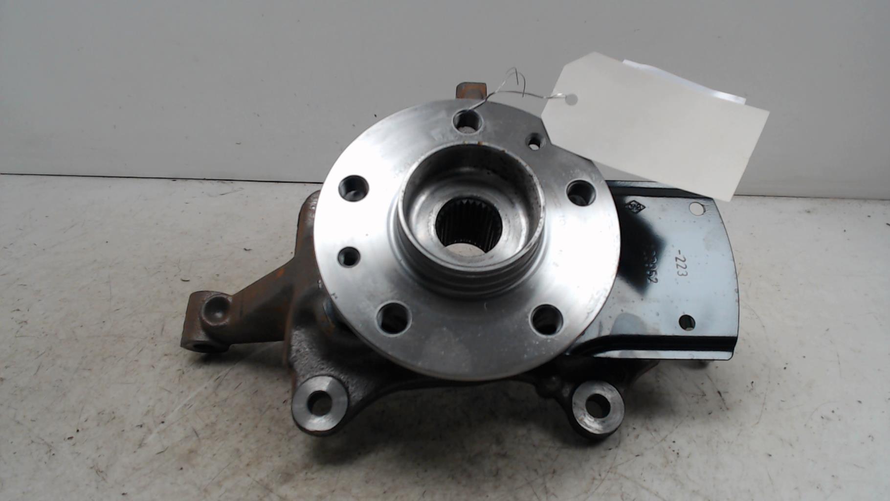 Fusee avant gauche RENAULT TRAFIC 3 LONG PHASE 2  - 1