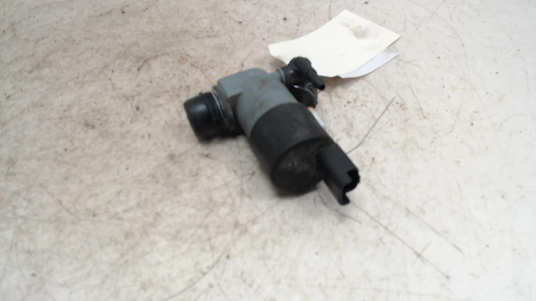 Pompe lave glace avant DACIA DUSTER 1 PHASE 2 Diesel - 1