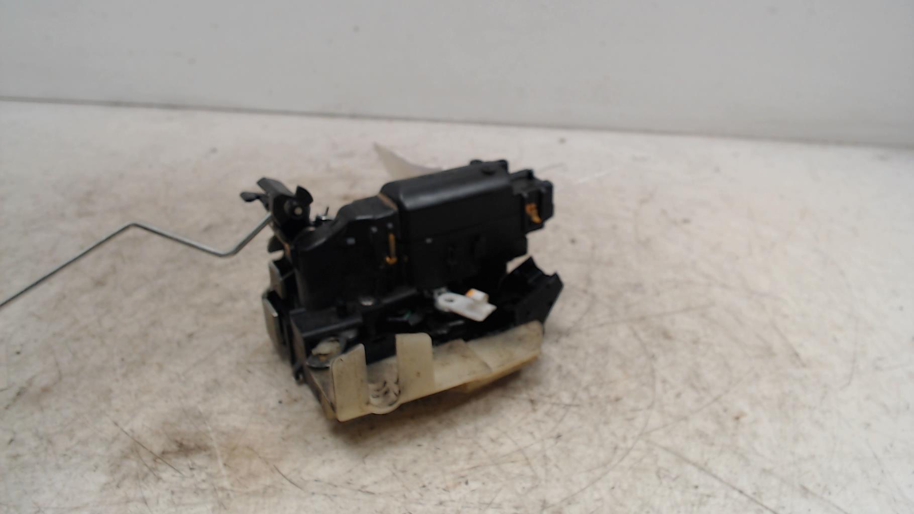 Serrure avant droit DACIA DUSTER 1 PHASE 2 Diesel - 1