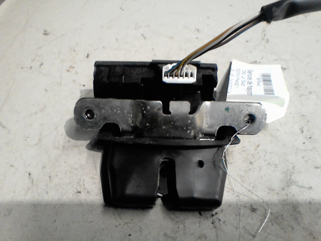 Serrure de hayon FORD FIESTA 6 PHASE 1  - 1